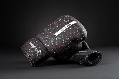 GEN 01 STRIKING GLOVE