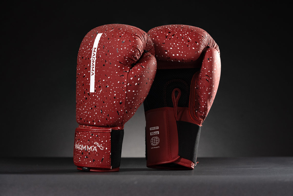 GEN 01 STRIKING GLOVE